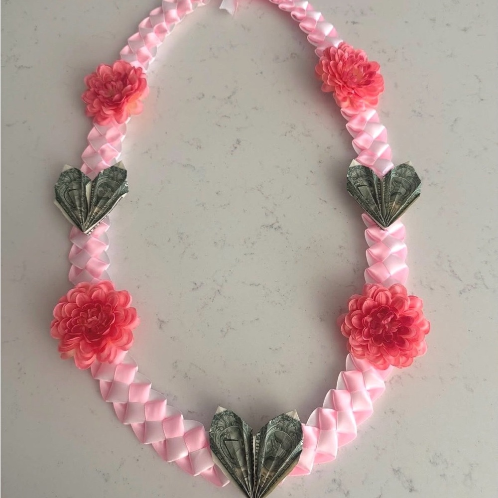 - Graduation money lei